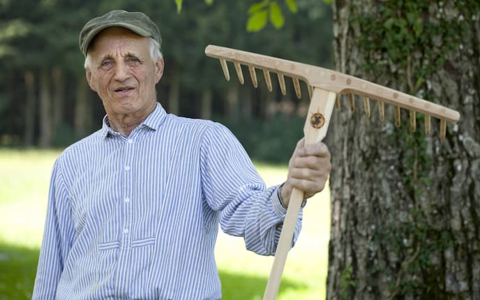 Josef Frauenschuh, Rechen, Handwerk