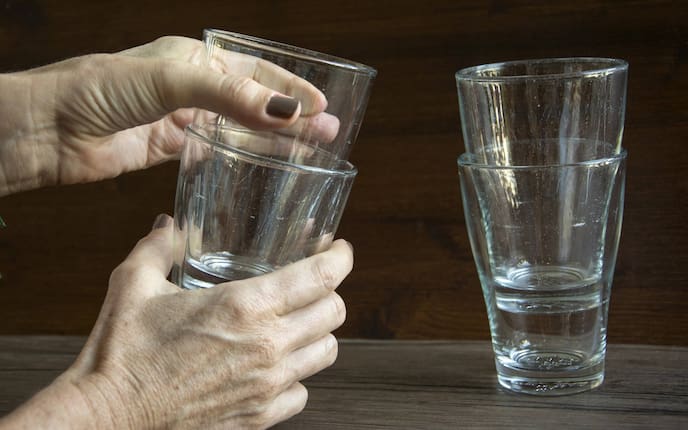 Gläser, Trennen, Trick, Servus