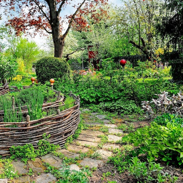 Kräuterspirale Weidezweige Bauanleitung Garten