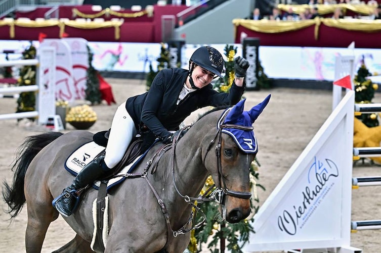 Die Olympiasiegerin Katharina Rhomberg gewann 2024 den Grand Prix von Salzburg im Springen.