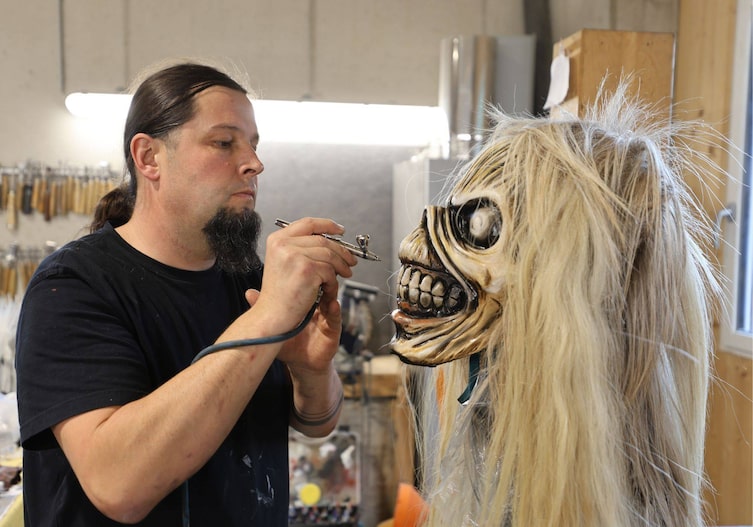 Bildhauer, Michael Lang, Osttirol, Larve, Klaubauf