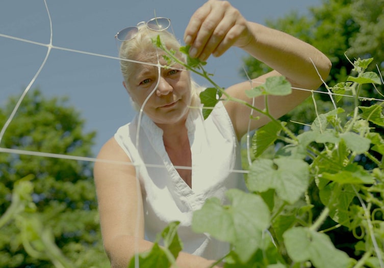 Margit Holzer, Knoblauchbäuerin, Kärnten