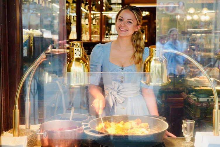 Paula Bründl, Köchin, Demel, Kaiserschmarrn