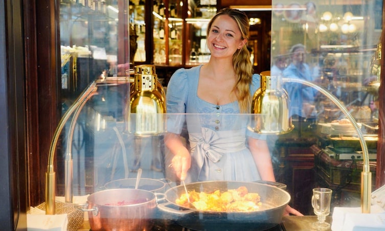 Paula Bründl, Köchin, Demel, Kaiserschmarrn