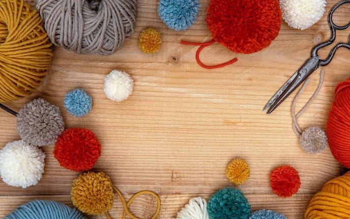 Bommel, Pompom, selber machen, Deko-Idee, bunte Bommel, alte Schere