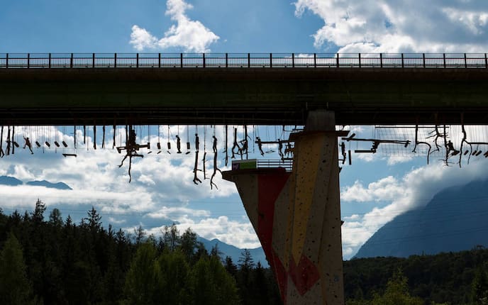 Hängebrücke der Area 47