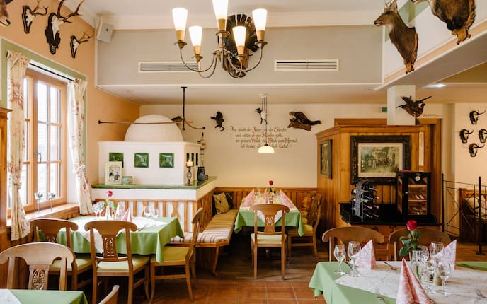 Ausflüge, Wirtshaus, Landgasthof Zum Fally, Stube, Kirchberg am Wechsel, Niederösterreich