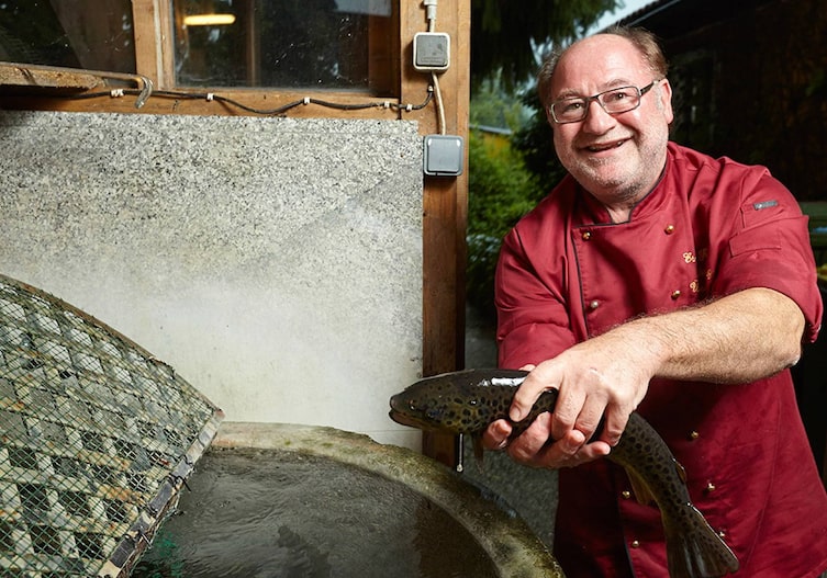 Wirtshaus, Hohlwegwirt, Wirt Ernst Kronreif, Hallein, Salzburg