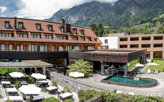 Ausflüge, Wirtshaus, Hotel Gasthaus Traube Braz, Außenansicht, Braz