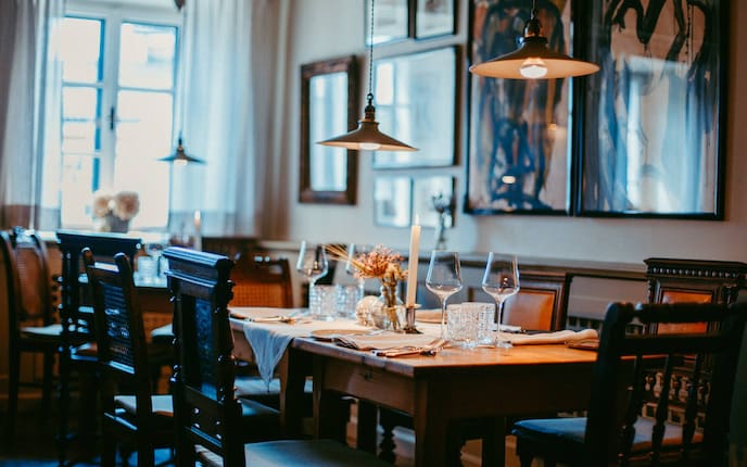 Ausflüge, Wirtshaus, Rahofer, getäfelte Stube, Kronstorf, Oberösterreich