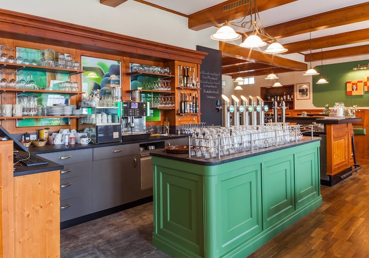 Wirtshaus, Zum Fröhlichen Arbeiter, Burgenland, Apetlon, Bierschwemme