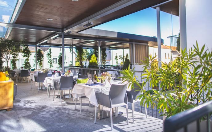 Ausflüge, Wirtshaus, Zur Traube, Terrasse, Neckenmarkt, Burgenland