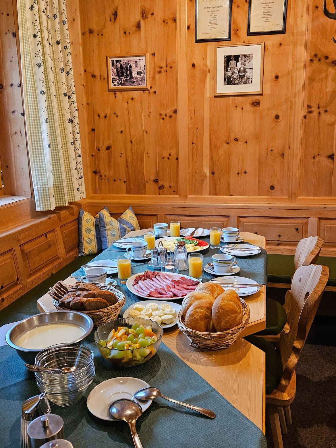 Visnitz Alpe, Frühstückstisch, Sonnenaufwangswanderung, Kappl