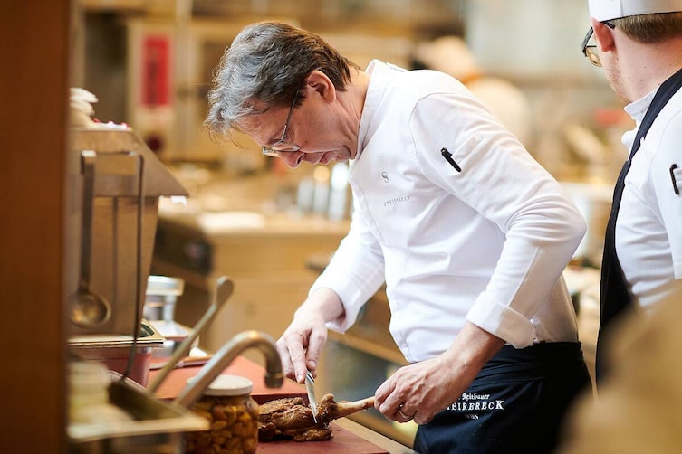 Heinz Reitbauer beim Kochen