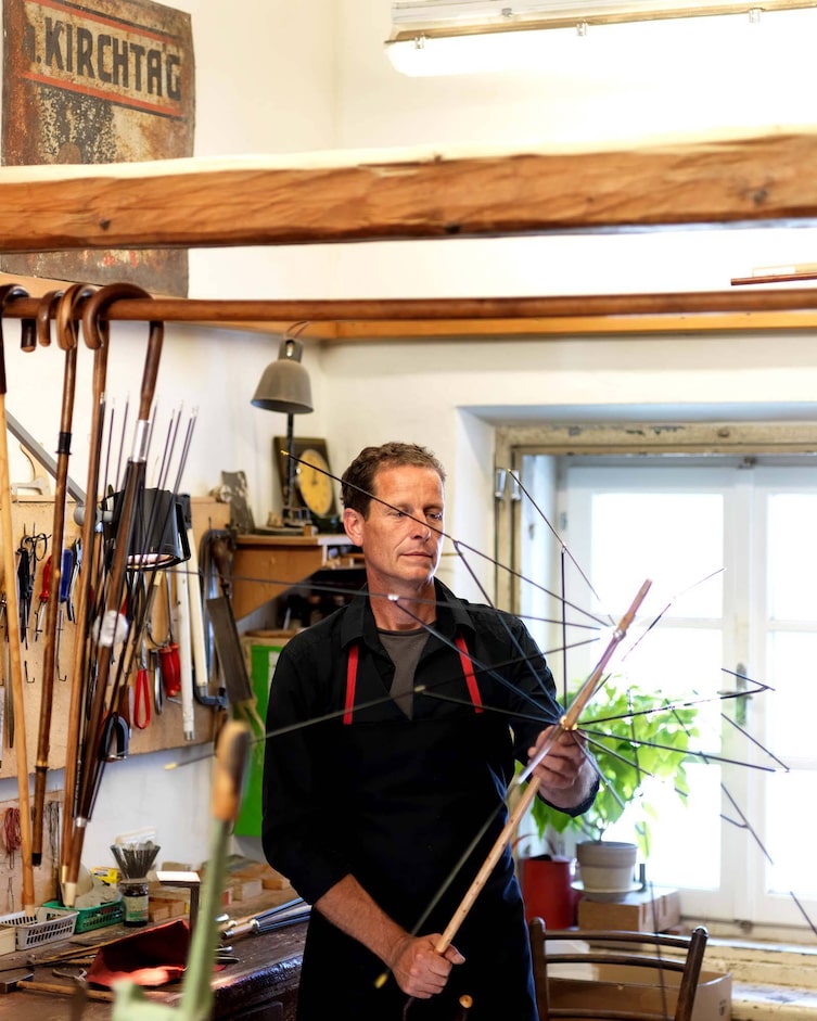 Handgemachte Schirme von Kirchtag (Foto: Mirco Taliercio)