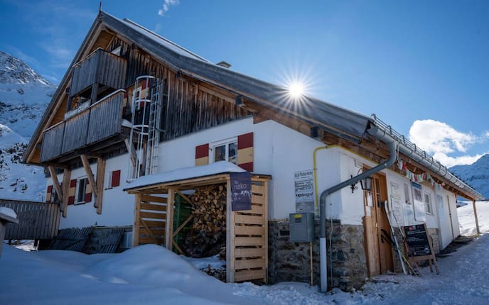 Potsdamer Hütte „Beauty“, ServusTV, Winterhütten, Tirol
