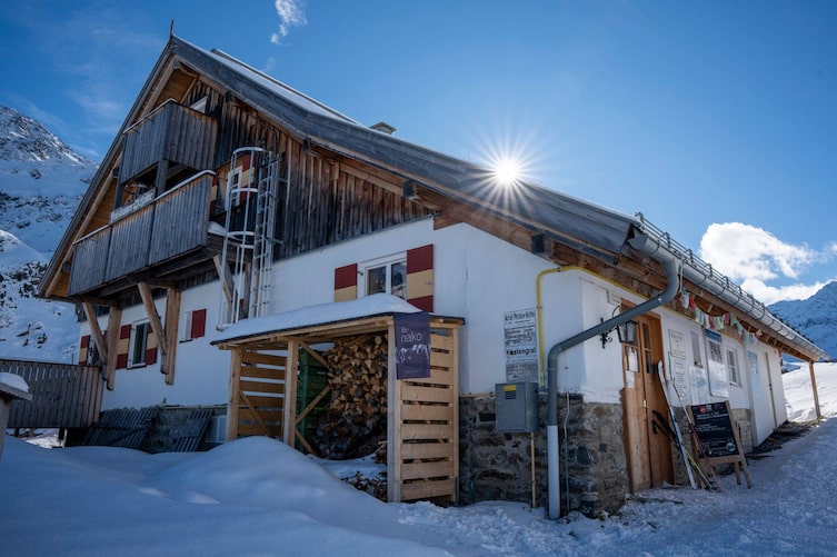 Potsdamer Hütte „Beauty“, ServusTV, Winterhütten, Tirol