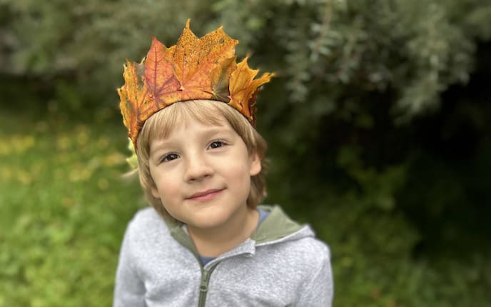 Blätterkrone selber basteln, Servus