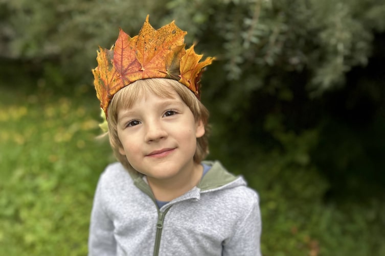 Blätterkrone selber basteln, Servus
