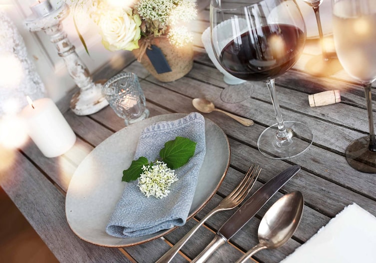 Hochzeitstafel, Gedeck, Blumenschmuck, heiraten, Tisch, Gläser
