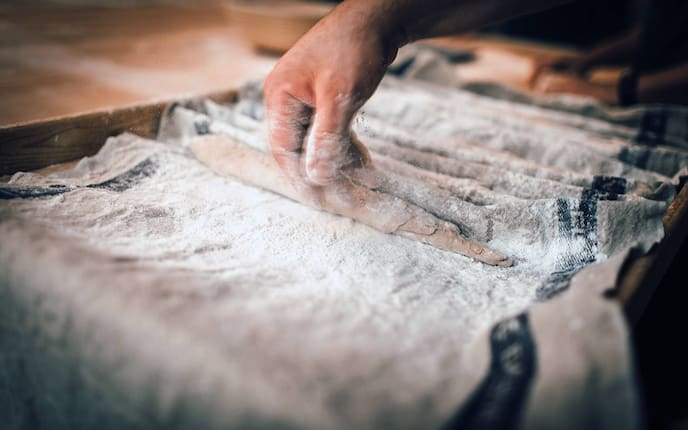 In Brotbackkursen in ganz Österreich lernt man, wie gutes Brot und Gebäck gelingt.