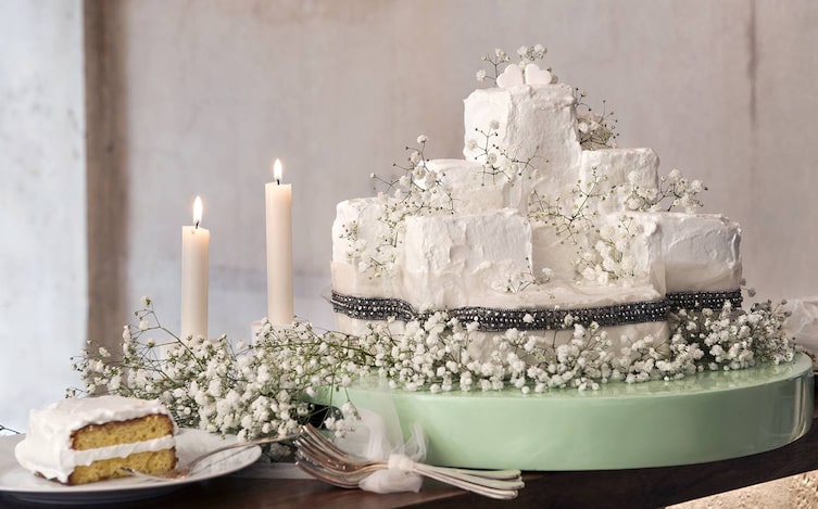 Hochzeitsdeko mit Schleierkraut: Hochzeitstorte