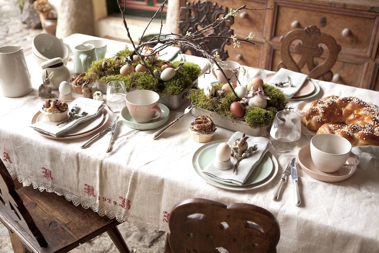 Tischdeko für Ostern, Osterdekoration, Ostern, Osternest, Osterdeko