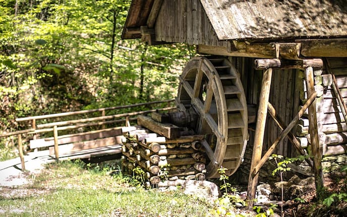 Alte Mühle, Bauernregeln, April, Servus