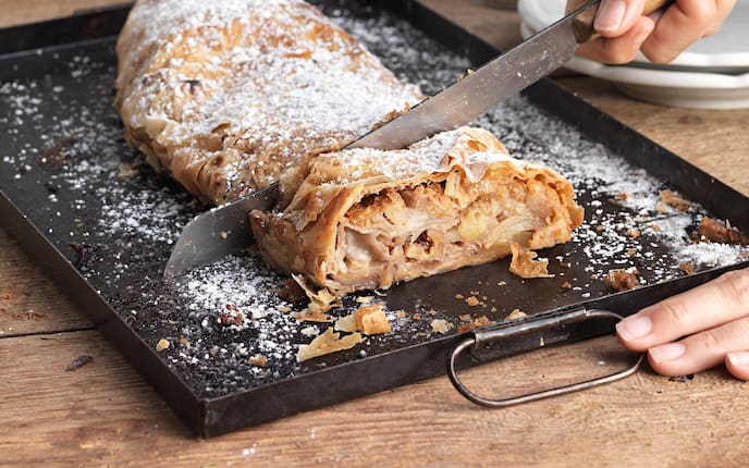 Apfelstrudel, Mehlspeise, Servus