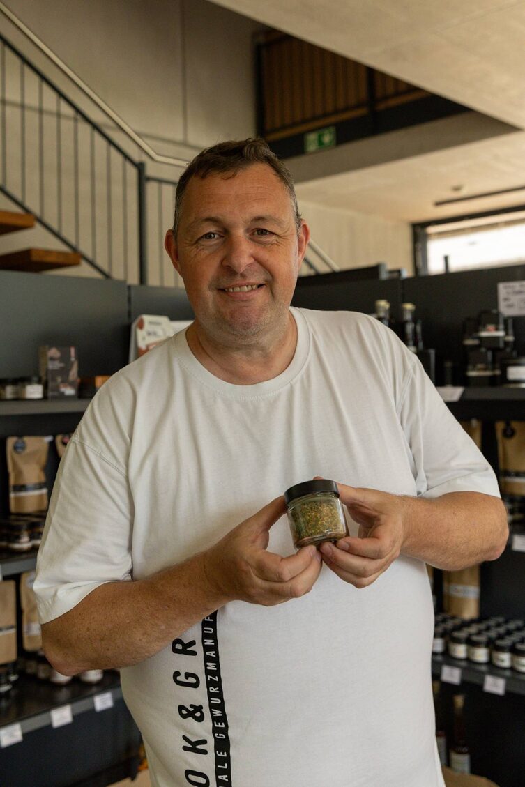 Gewürze, Servus Akademie