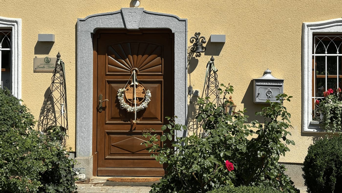 Haustüre des Wolhmayerguts in Thalheim bei Wels