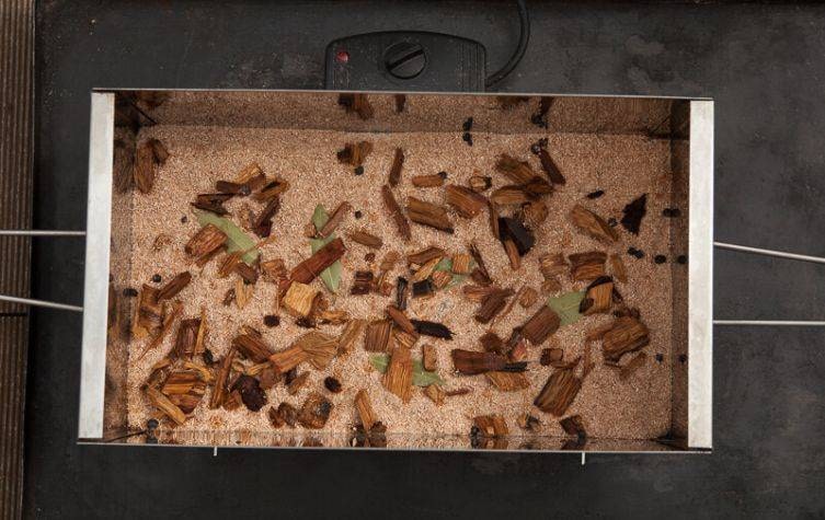 Gute Küche, Kochschule, Räuchern, Tischgrill, Smoked