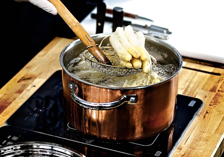Spargel kochen, Kochwasser, weißen Spargel kochen