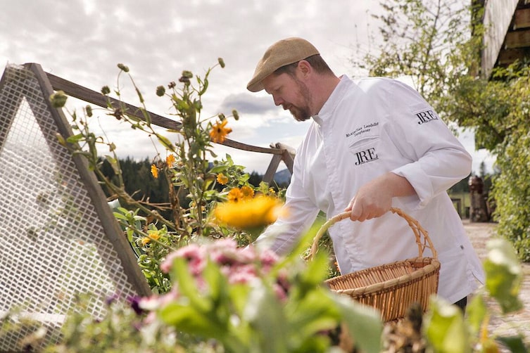 Max Leodolter, Gemüse ernten, Restaurant Lurgbauer