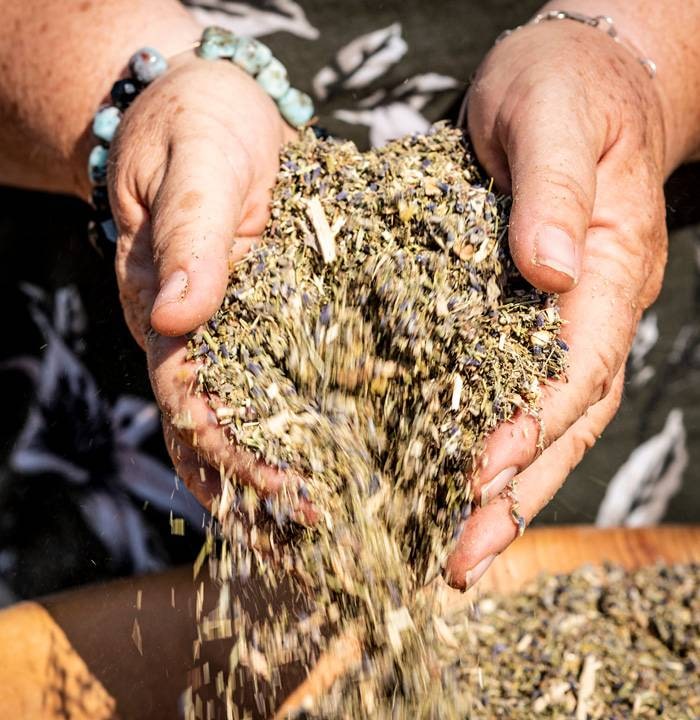 Getrocknete Kräuter (Foto: Stefan Grauf-Sixt)