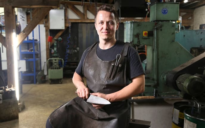 ServusTV Bei mir daheim, Herzensprojekte, Tobias Hangler, Damastmesser