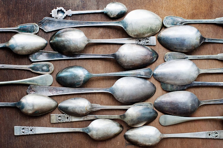 Silberlöffel (Bild: Mauritius Images)