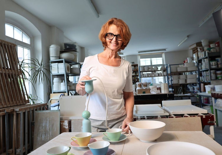 Beate Seckauer in ihrer Werkstatt