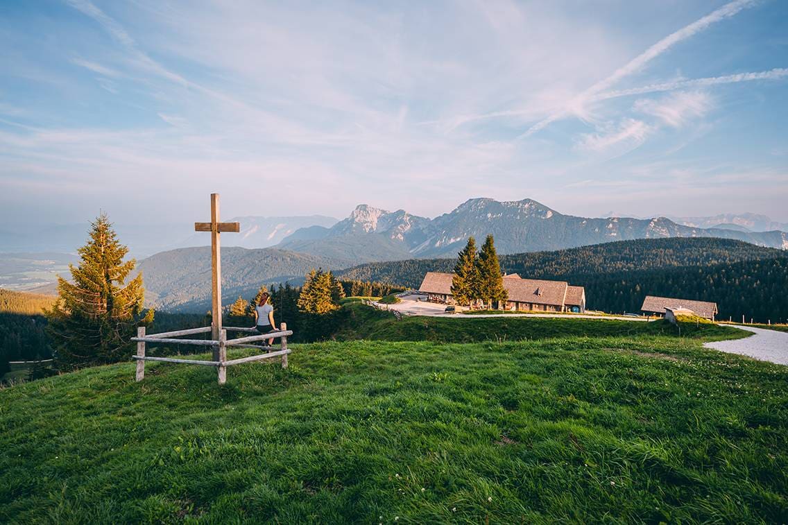 Ruhe auf der Alm – Eine entspannte Pause inmitten unberührter Natur.