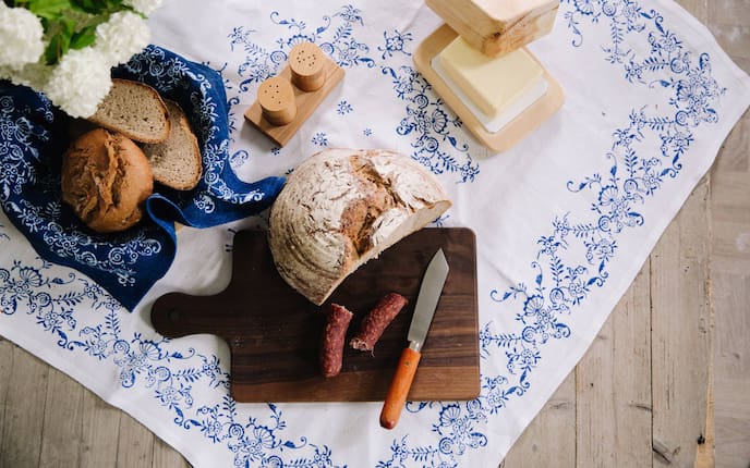 Jause, Tisch, Blaudrucktischdecke, Servus am Marktplatz