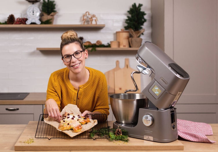 Weihnachten, Kenwood, Küchenmaschine, Verena Pelikan, Kekse backen, Plätzchen, Tannenbaum, Servus Rezept