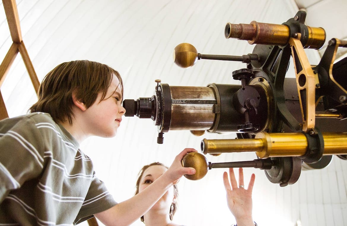 Servus Kinder, Planetarium, Weltall, Sterne