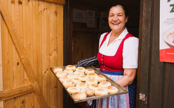 Mohnwirtin Rosi Neuwiesinger (Foto: Waldviertel Tourismus, Andreas Jakwerth)