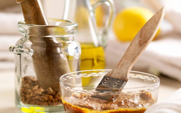 Rhabarber-Balsam für blondes Haar (Bild: Eisenhut & Mayer)