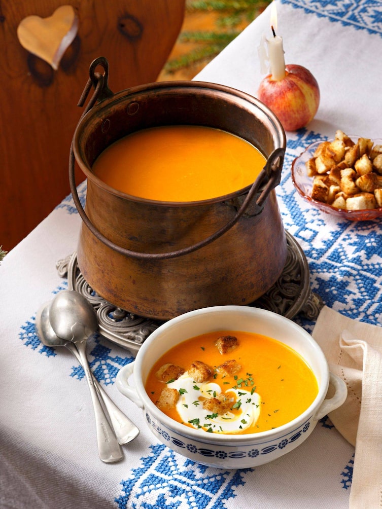 Kürbissuppe mit Äpfeln