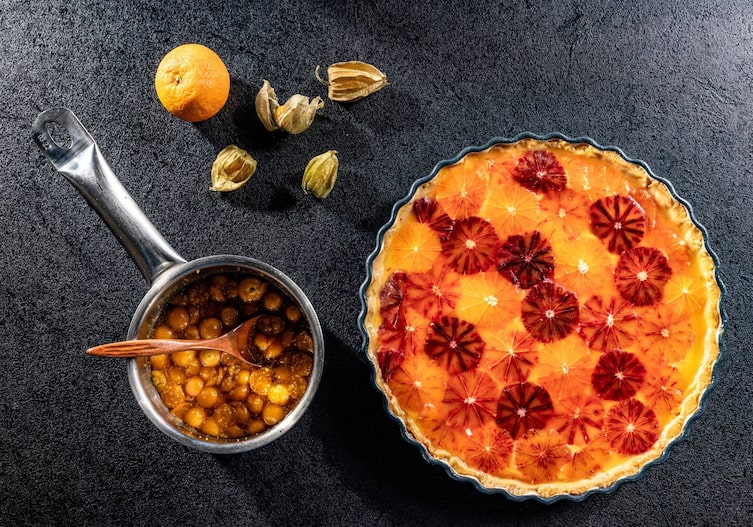 Orangen-Tarte mit Physalis-Ragout