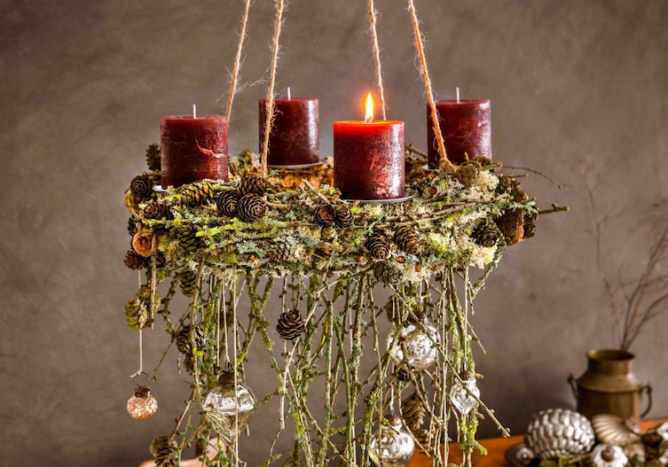 Hängender Adventkranz, Servus Weihnachten