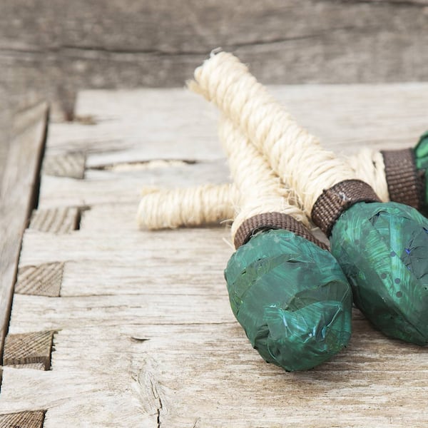 Basteln, Rassel, Walnuss