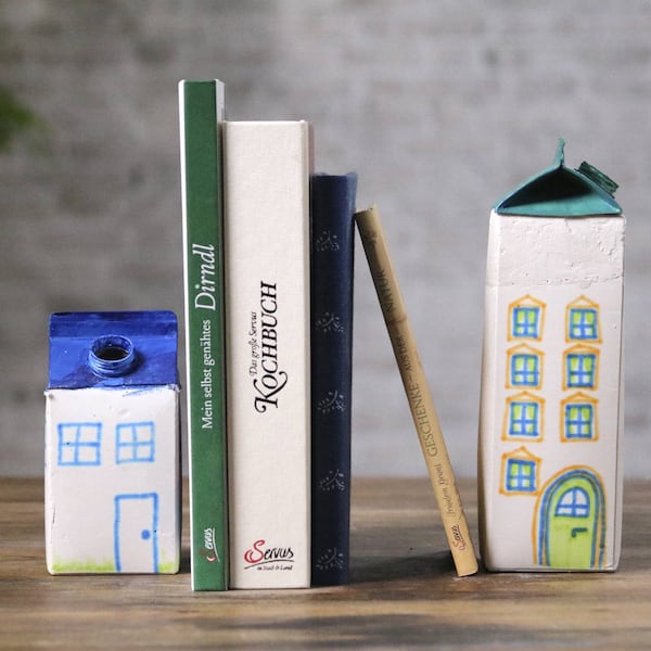 Basteln, Buchstützen, Milchpackung, Gips