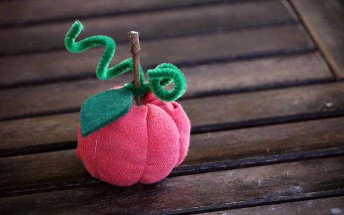 Deko-Kürbis aus Socken, Dekoration, Servus